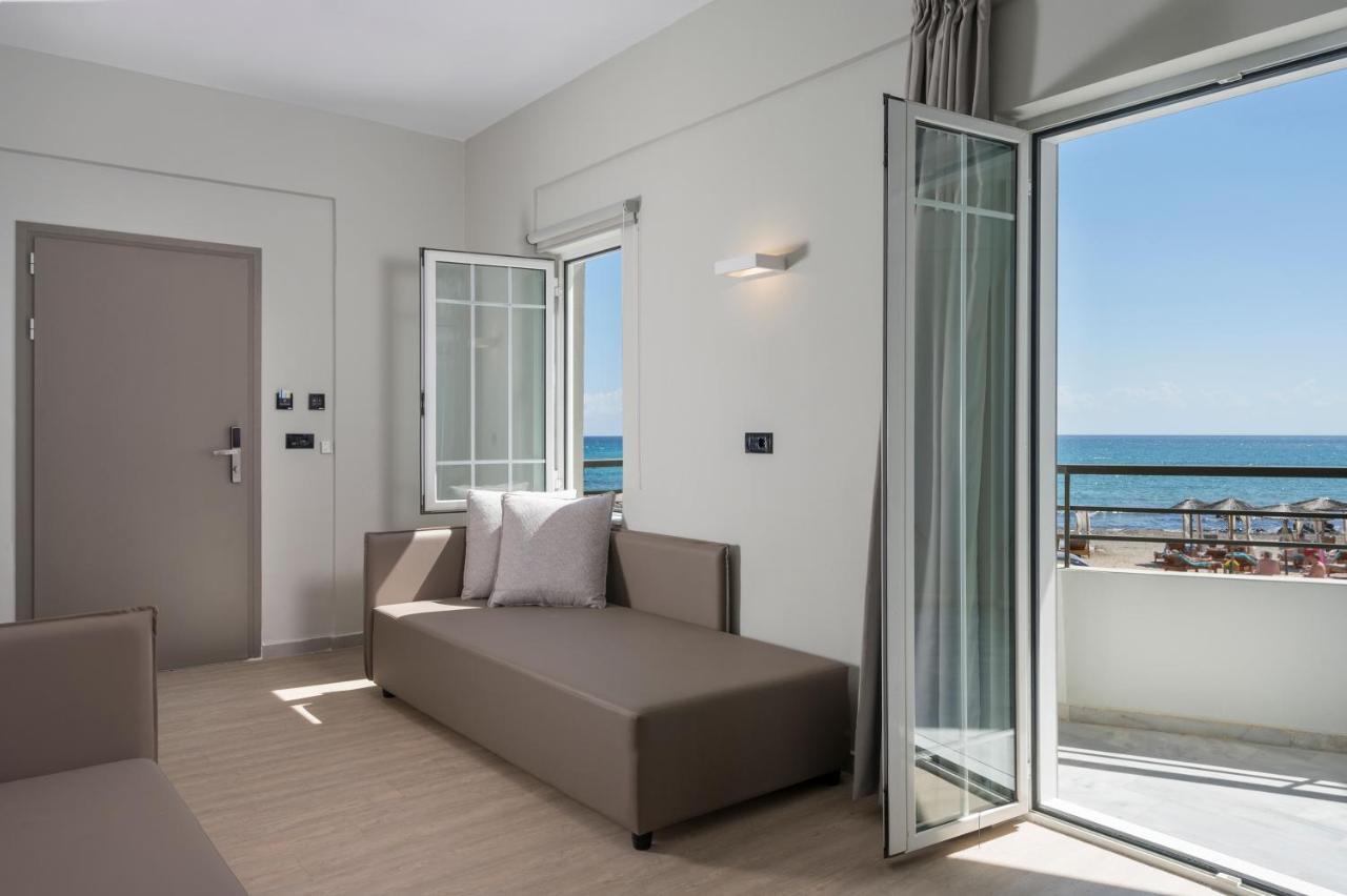 Mare Blue Suites เยโอริยิอูโปลิส ภายนอก รูปภาพ