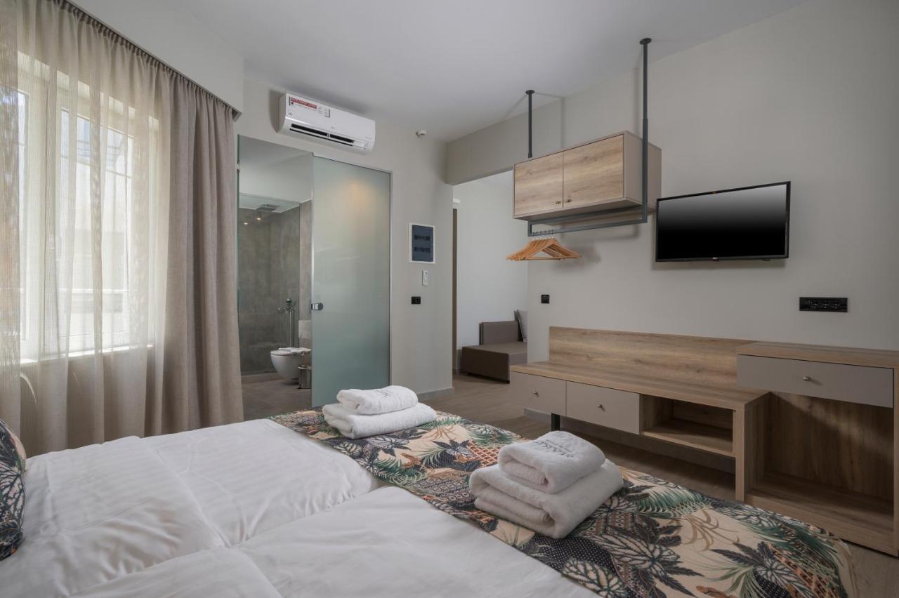 Mare Blue Suites เยโอริยิอูโปลิส ภายนอก รูปภาพ