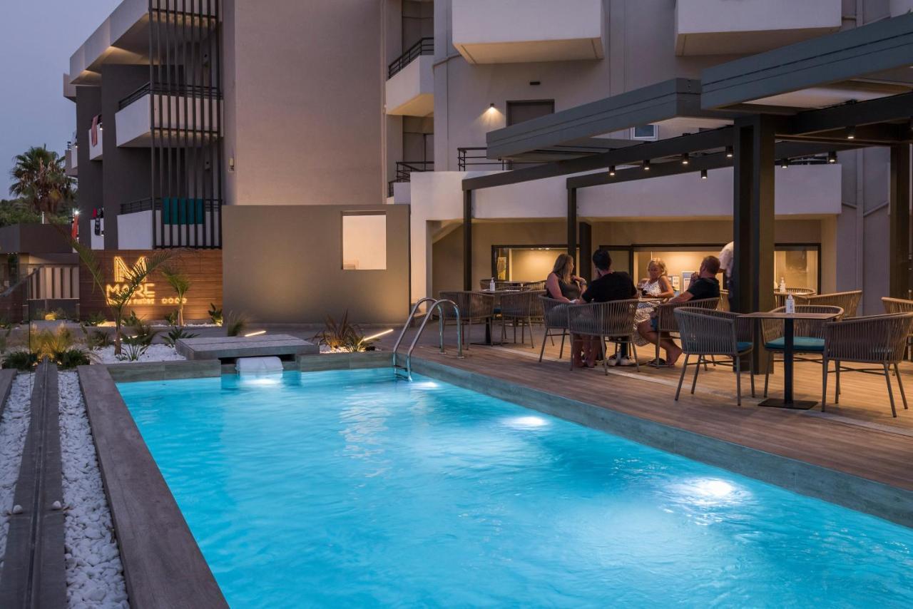 Mare Blue Suites เยโอริยิอูโปลิส ภายนอก รูปภาพ
