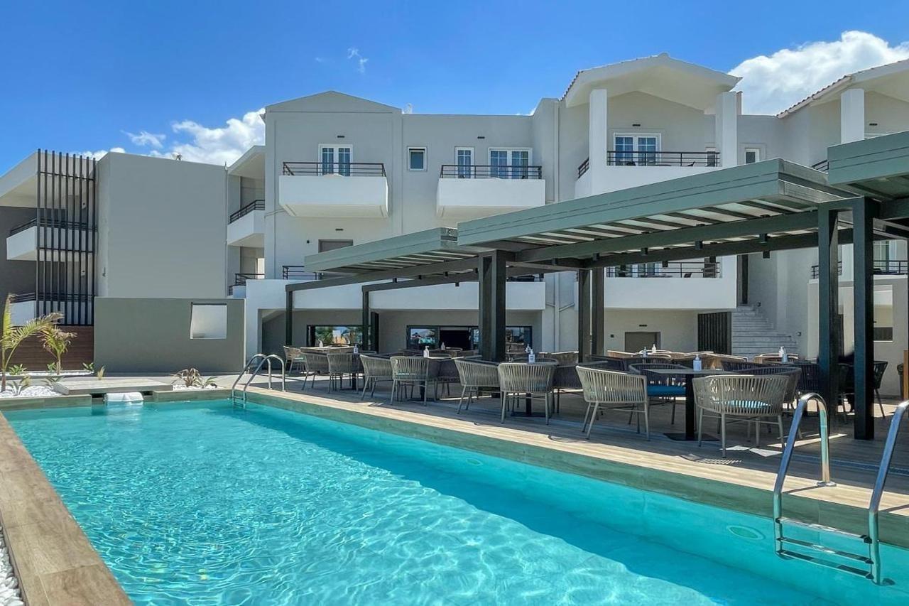 Mare Blue Suites เยโอริยิอูโปลิส ภายนอก รูปภาพ